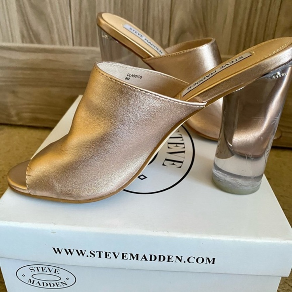 Steve Madden Classic Rose Gold Leather Mules